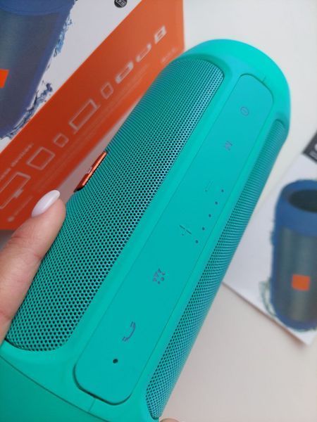 Charge-2-JBL-green фото
